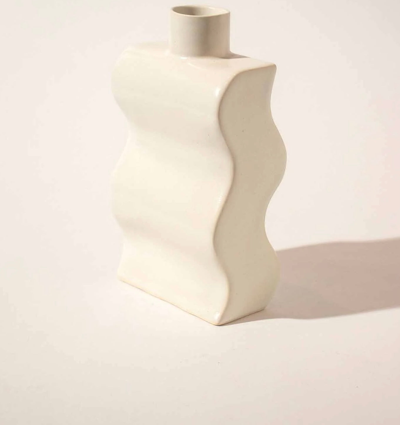 Streicher Goods Wiggle Nestling Vase